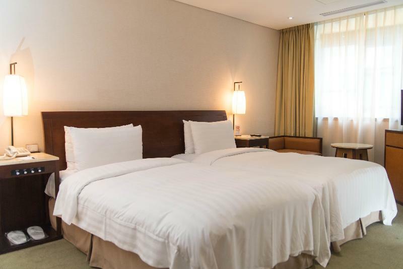 טאיפיי Beitou Sweet Me Hot Spring Resort מראה חיצוני תמונה